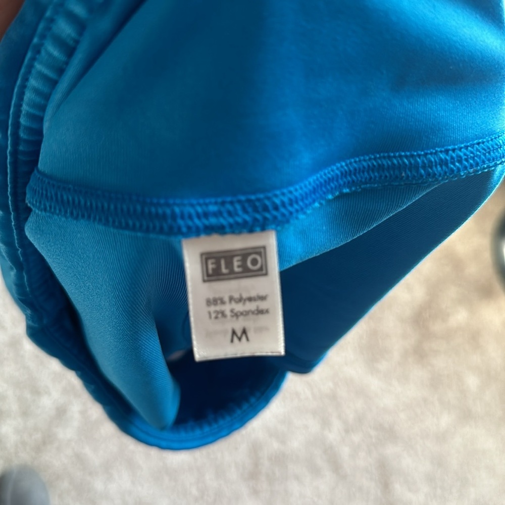 Fleo Shorts - Picture 4 of 4